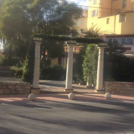 Casa Pinta